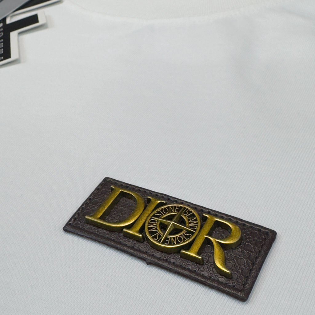 DIOR 009 FRENTE DETALLE BLANCO.webp