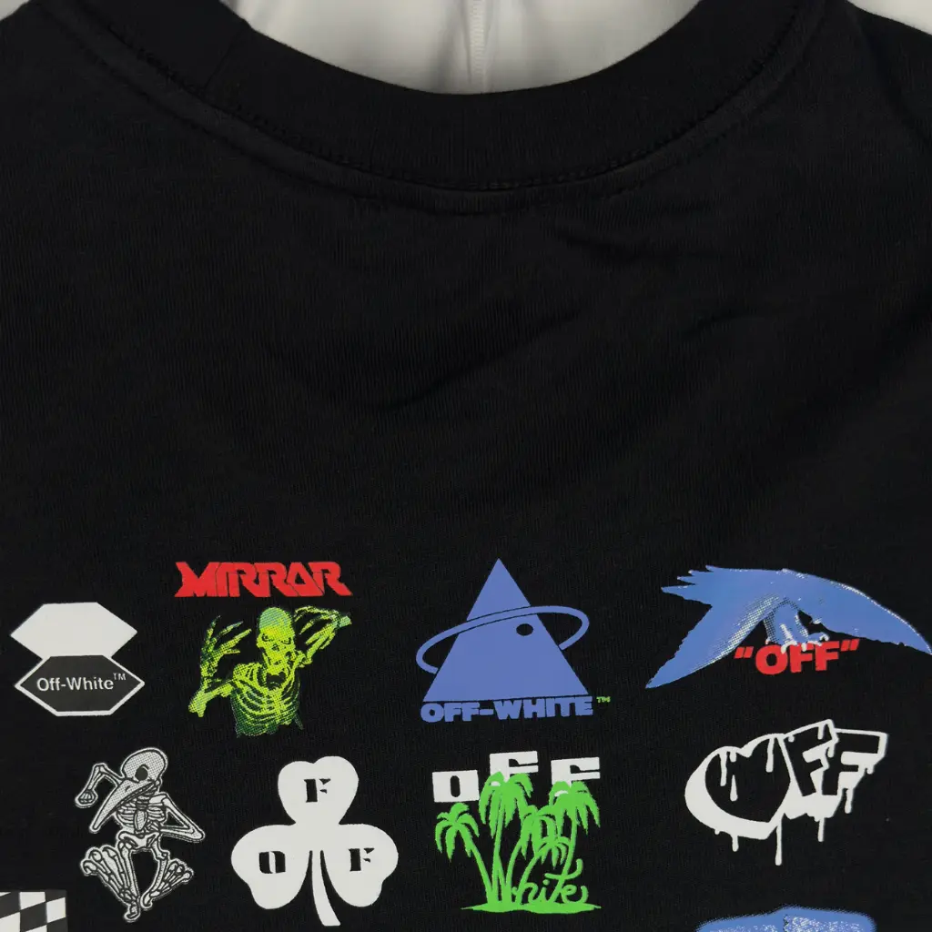 OFF-WHITE-010-DETALLE-ESP-NEGRO.webp