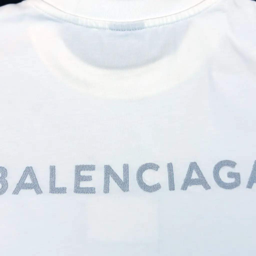 BALENCIAGA-HOLO-ESP-DET-BCO.webp