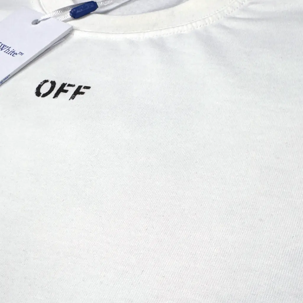 OFF-WHITE-004-DET-BXO.webp