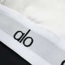 CONJUNTO INTERIOR ALO YOGAcolor: Blanco,