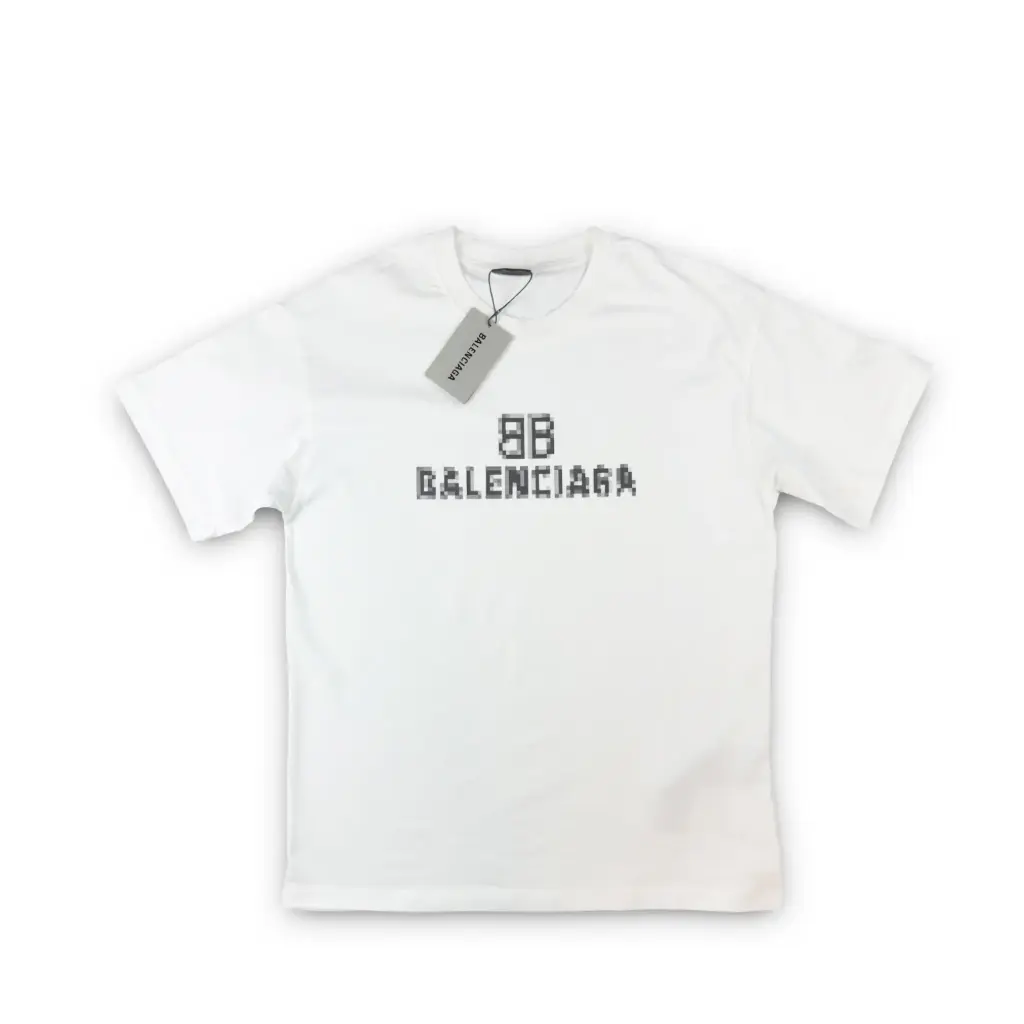 PLAYERA AMERICANA LINEA BALENCIAGAmodelo: 2566,color: Blanco,