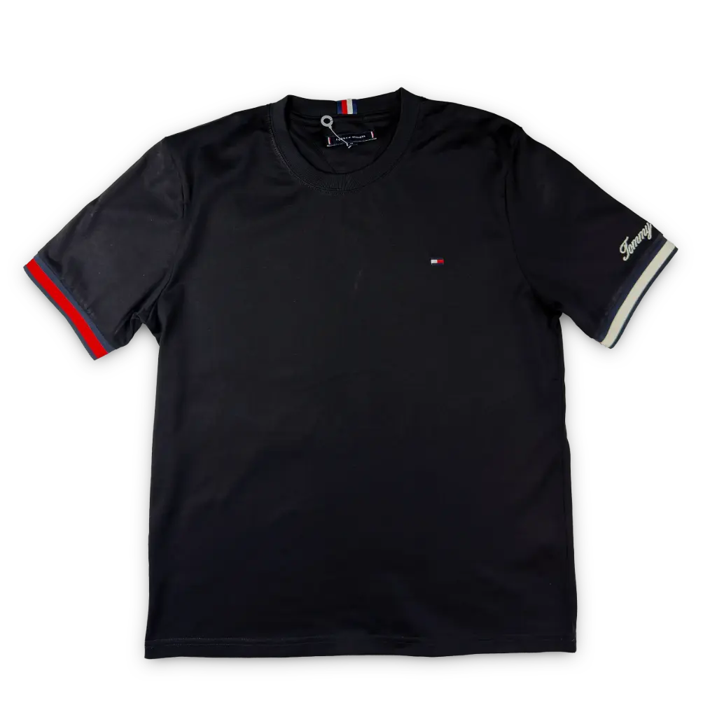 PLAYERA AMERICANA LINEA TOMMYmodelo: 001,color: Negro,