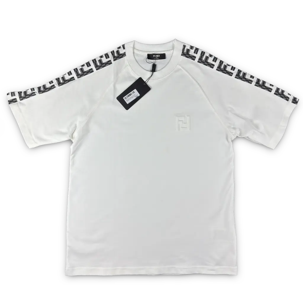 PLAYERA TURCA NUEVA FENDImodelo: 1342,color: Blanco,