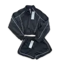 CONJUNTO ALO YOGA CHAMARRA Y SHORT NEGRO