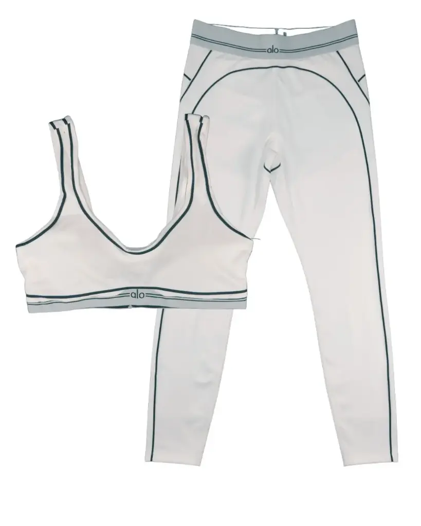CONJUNTO ALO YOGA CON TOP BLANCO